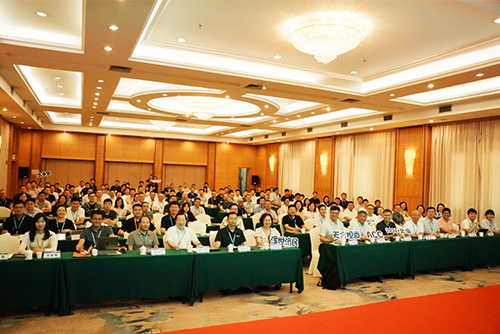 亿天净化受邀参加第二届室内空气化学污染控制研讨会及 CRAA 空气过滤器系列标准工作会议