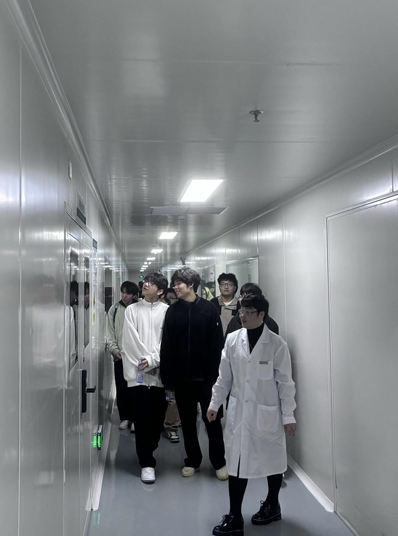 校企联动 双向奔赴 丨热烈欢迎深圳职业技术大学师生到访亿天净化进行学习交流