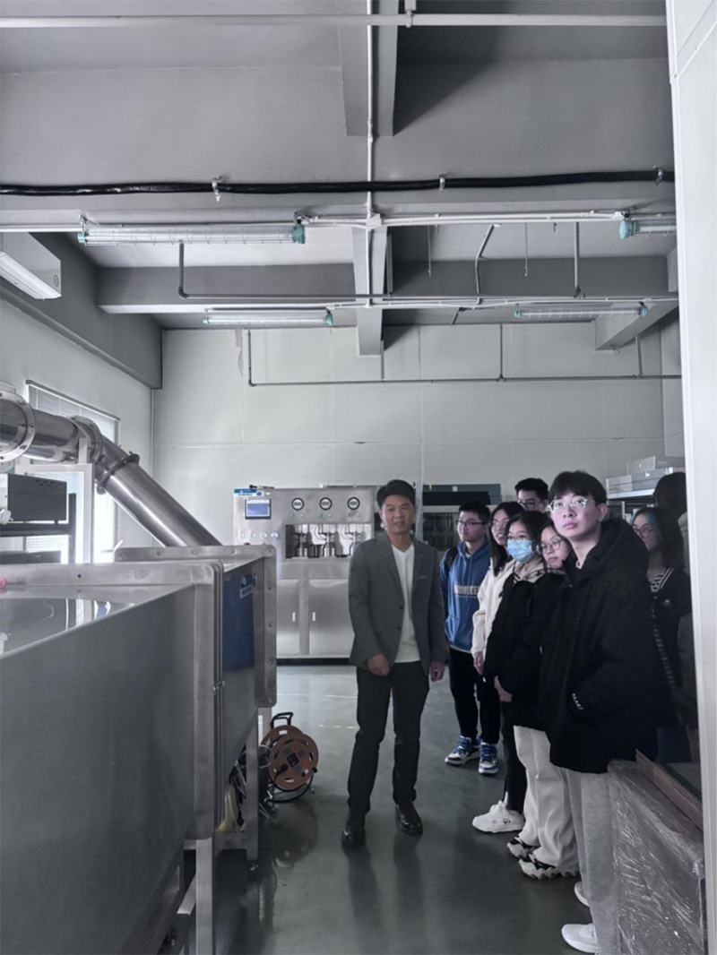 校企联动 双向奔赴 丨热烈欢迎深圳职业技术大学师生到访亿天净化进行学习交流